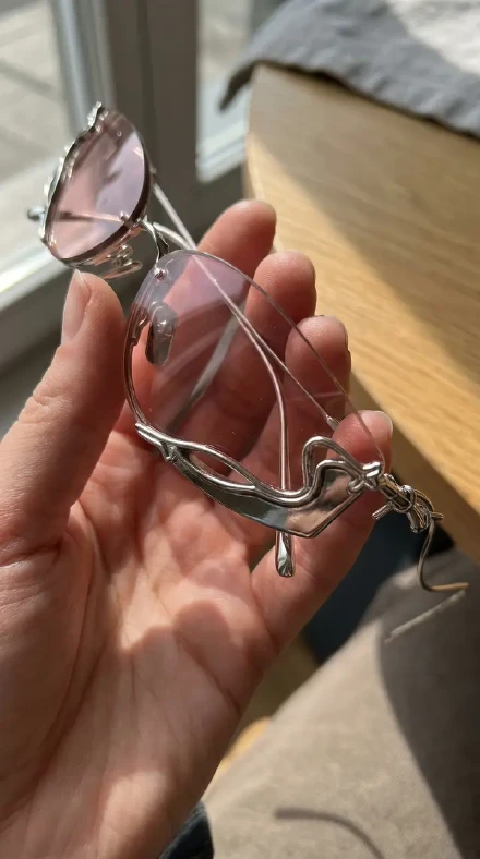 Detail produk dalam gambar UGC TikTok Shop